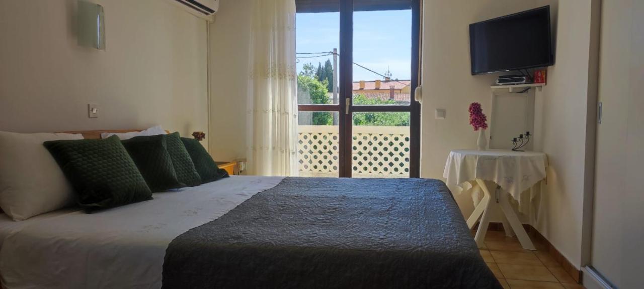 Villa Kadinela, 200M From Kamenjak, Huge Quiet Garden With Barbecue, 2 New Kitchens Premantura Bagian luar foto