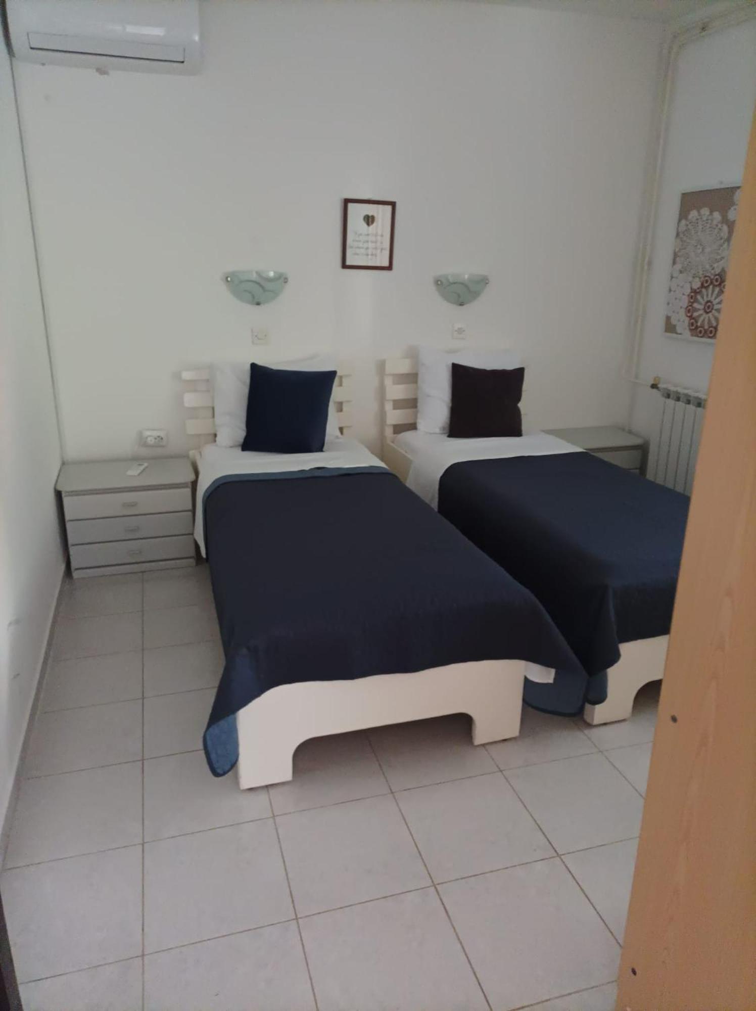 Villa Kadinela, 200M From Kamenjak, Huge Quiet Garden With Barbecue, 2 New Kitchens Premantura Bagian luar foto